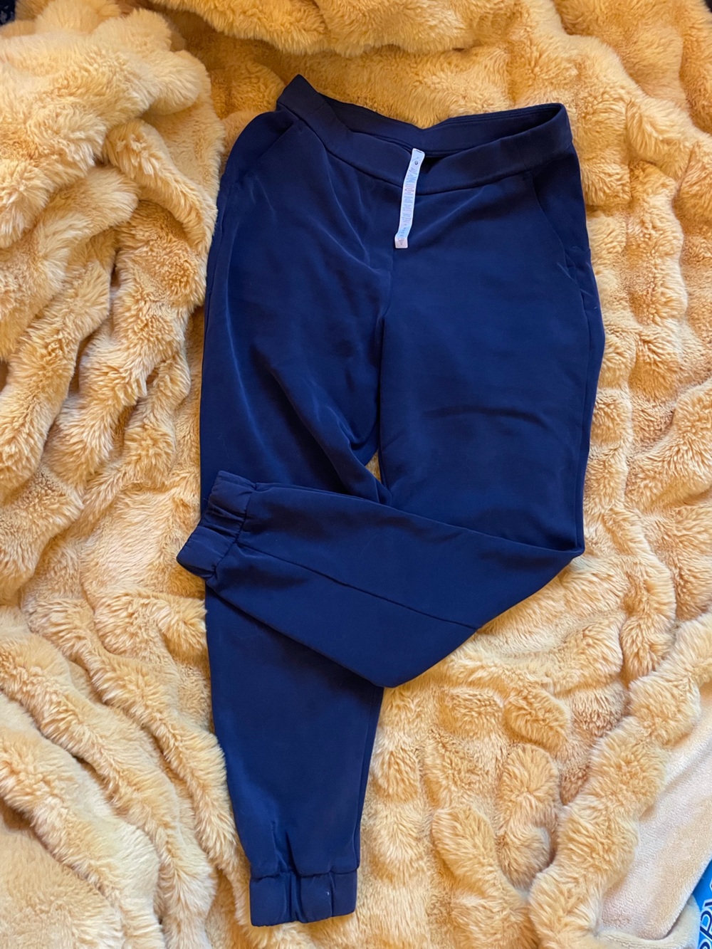 Black Lululemon Softstream High-Risw Joggers Size M